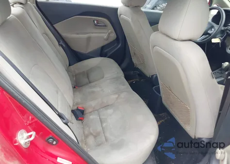 2015 Kia Rio Lx z USA, uszkodzony, nr VIN KNADM4A37F6451371